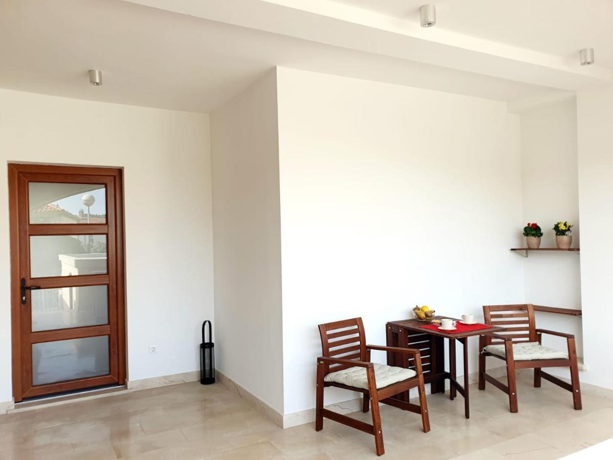 Luxury Apollo Apartman